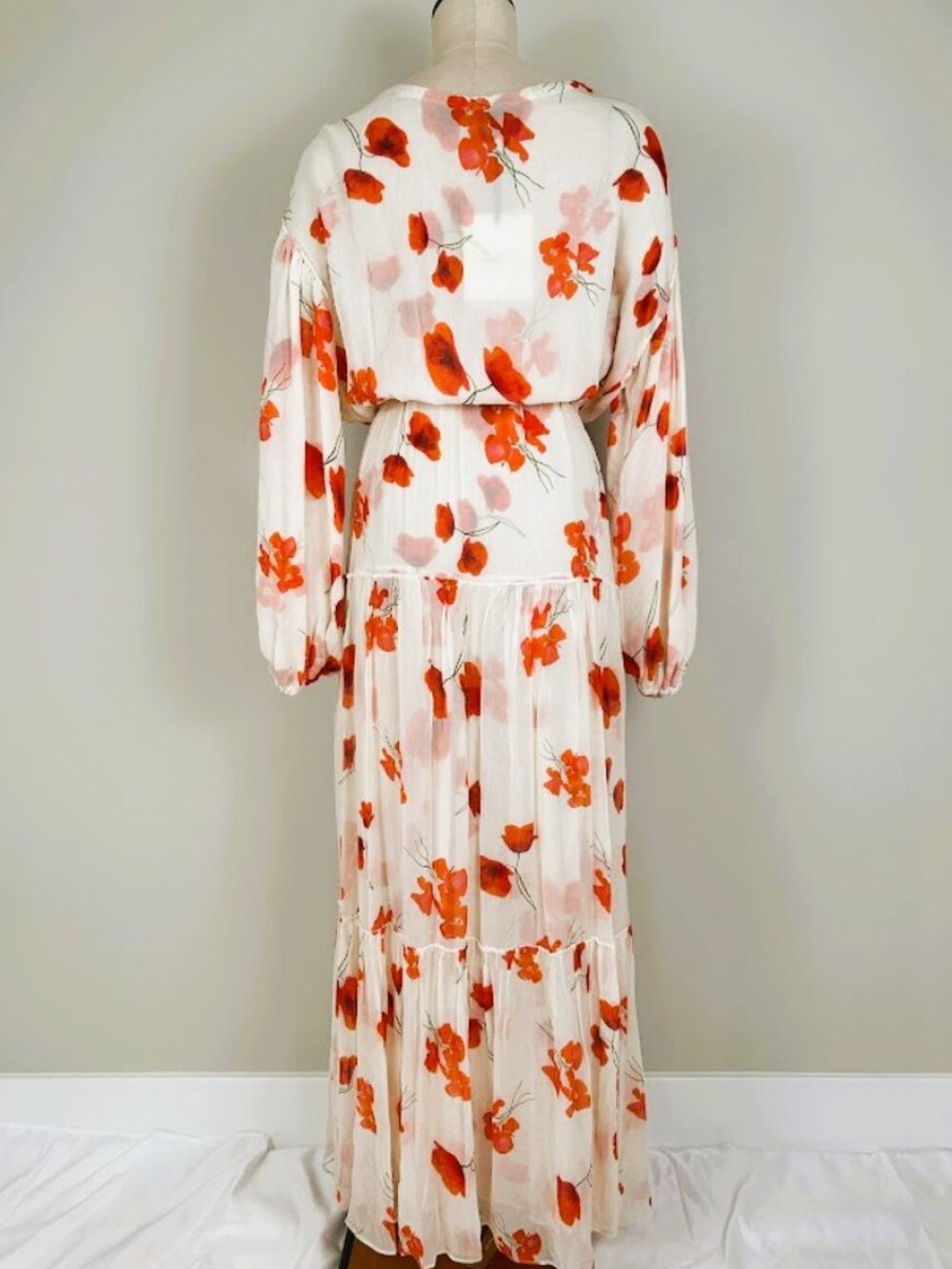 NWT Reformation The Collection Silk Cambridge Dress in Doyle - Size M - Picture 12 of 12